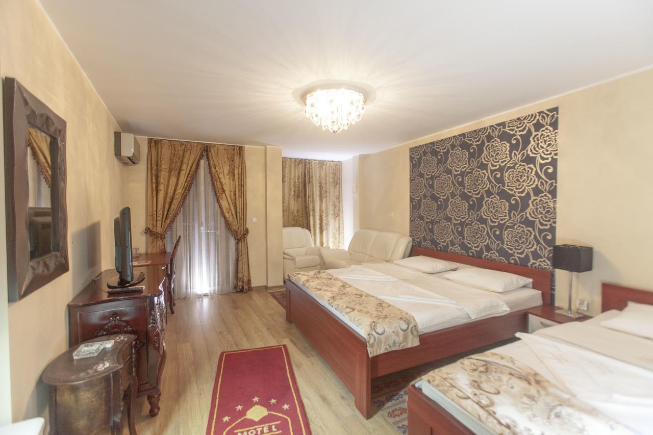 B&B Agusevic 新帕扎尔 外观 照片