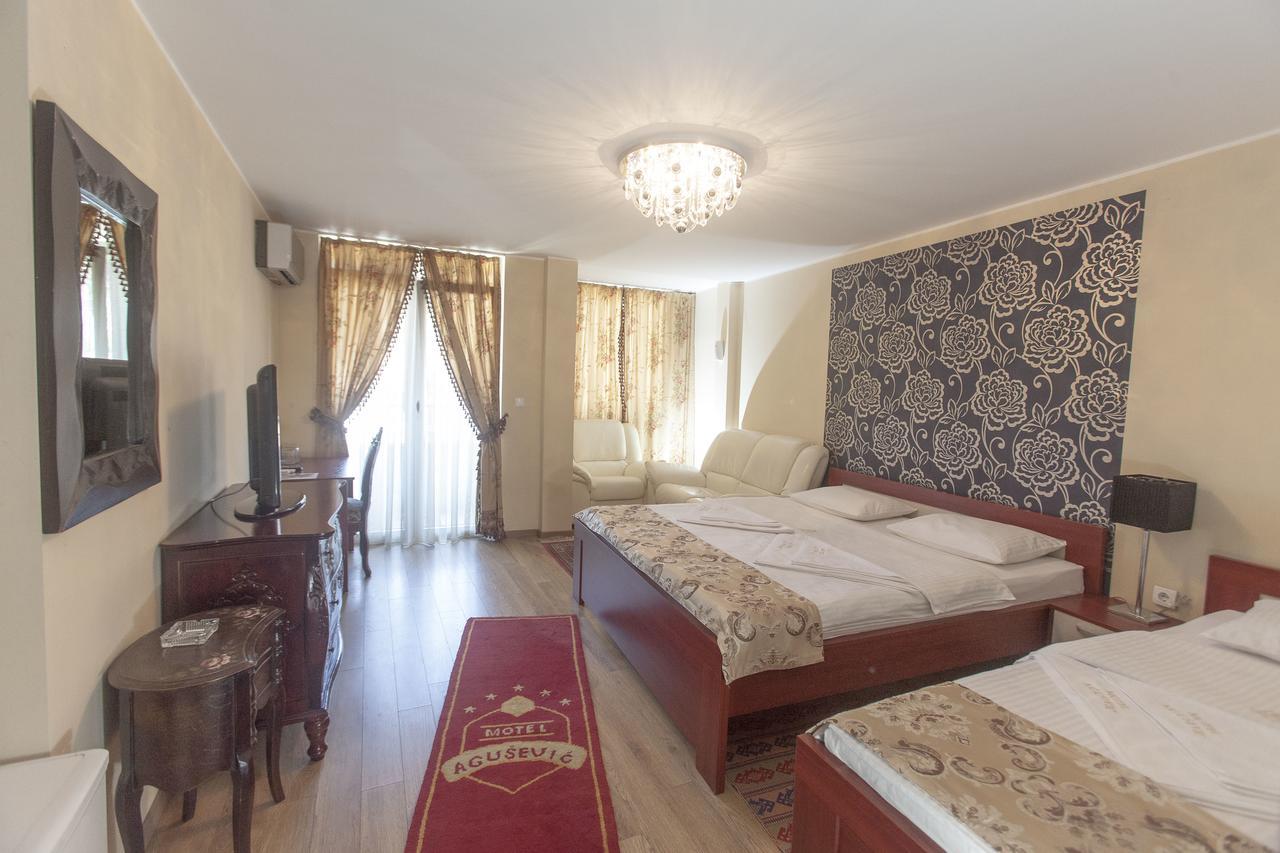 B&B Agusevic 新帕扎尔 外观 照片