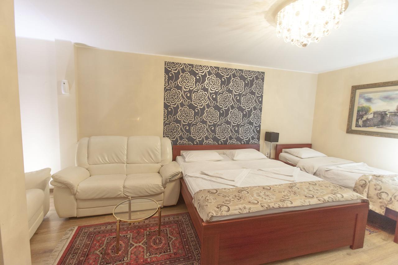B&B Agusevic 新帕扎尔 外观 照片
