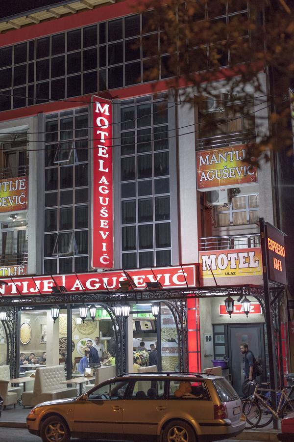 B&B Agusevic 新帕扎尔 外观 照片
