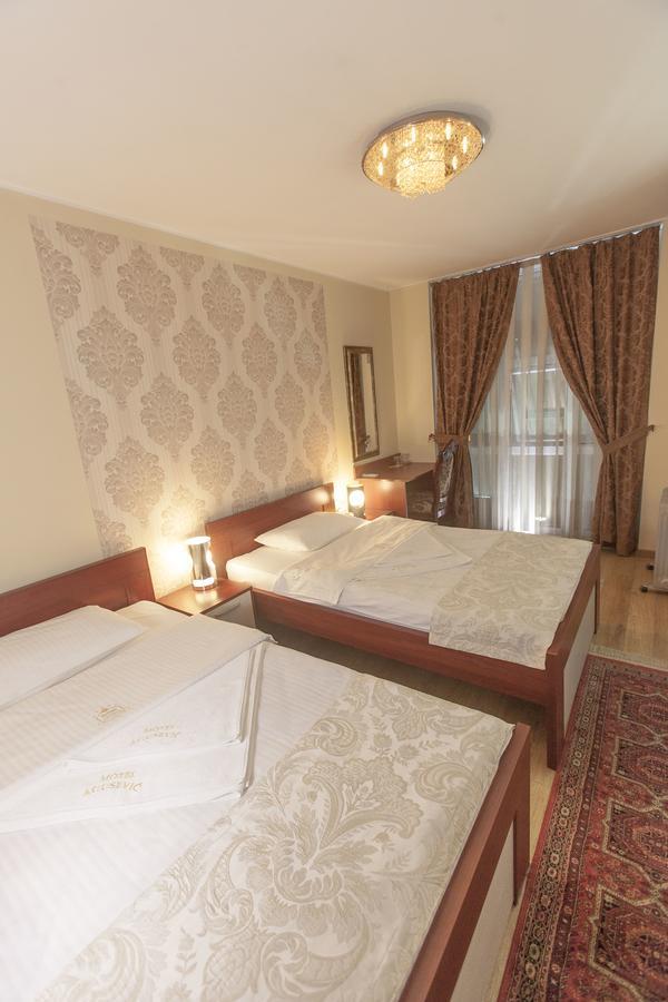 B&B Agusevic 新帕扎尔 外观 照片